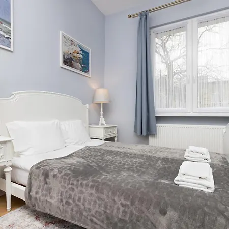 Sea Shell By Renters Sopot